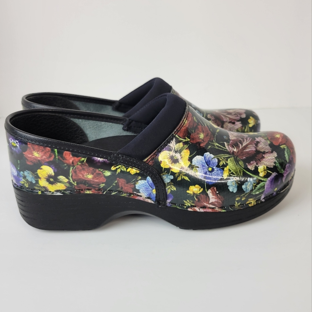 Abeo Ellie Botanical Professional Nursing Clogs SZ 6.5